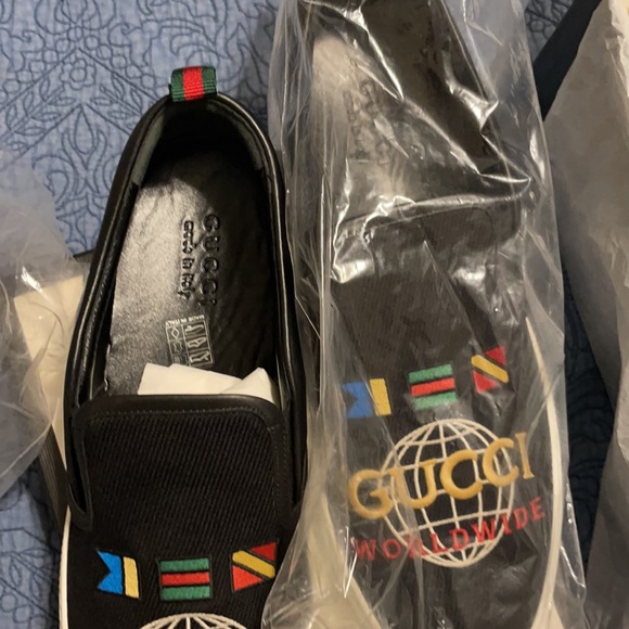 Gucci Dublin Gucci Worldwide Flag Slip-On Black - Men\ display picture 1